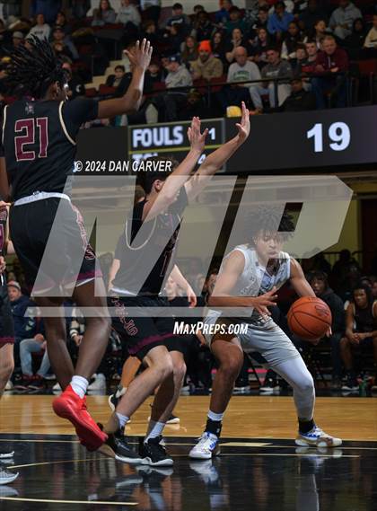 Thumbnail 2 in Iona Prep @ Archbishop Stepinac (The Crusader Classic) photogallery.