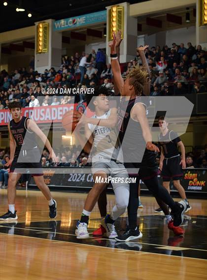 Thumbnail 1 in Iona Prep @ Archbishop Stepinac (The Crusader Classic) photogallery.