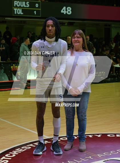 Thumbnail 1 in Iona Prep @ Archbishop Stepinac (The Crusader Classic) photogallery.
