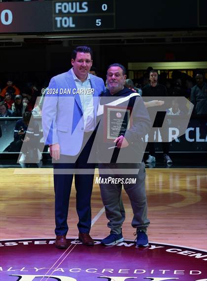 Thumbnail 2 in Iona Prep @ Archbishop Stepinac (The Crusader Classic) photogallery.