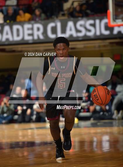 Thumbnail 3 in Iona Prep @ Archbishop Stepinac (The Crusader Classic) photogallery.