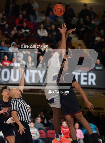 Thumbnail 1 in Iona Prep @ Archbishop Stepinac (The Crusader Classic) photogallery.
