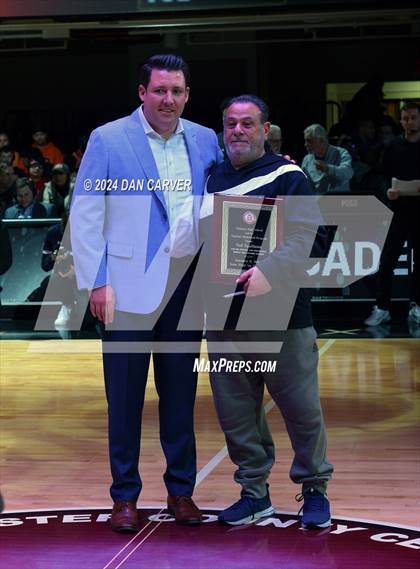Thumbnail 3 in Iona Prep @ Archbishop Stepinac (The Crusader Classic) photogallery.