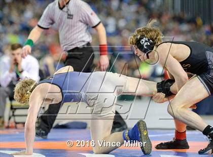 Thumbnail 1 in WIAA 3A 132 LB Championship photogallery.