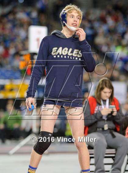 Thumbnail 2 in WIAA 3A 132 LB Championship photogallery.