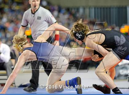 Thumbnail 3 in WIAA 3A 132 LB Championship photogallery.