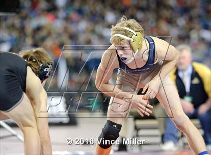 Thumbnail 1 in WIAA 3A 132 LB Championship photogallery.