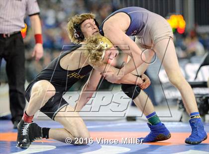 Thumbnail 2 in WIAA 3A 132 LB Championship photogallery.