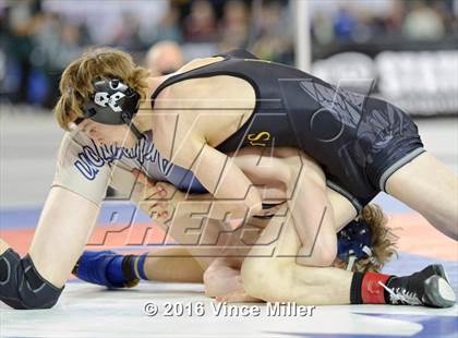 Thumbnail 3 in WIAA 3A 132 LB Championship photogallery.