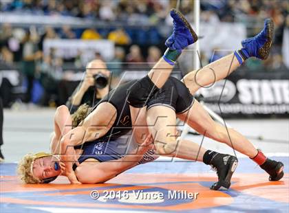Thumbnail 2 in WIAA 3A 132 LB Championship photogallery.