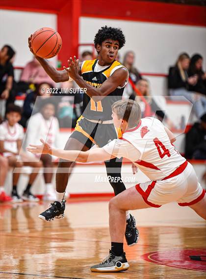 Thumbnail 3 in Burton vs Yorktown photogallery.