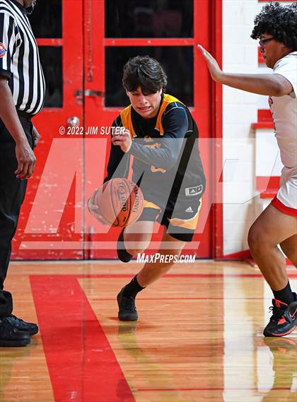 Thumbnail 3 in Burton vs Yorktown photogallery.