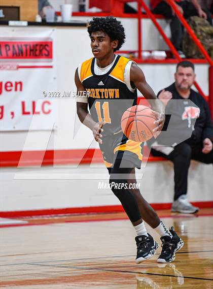 Thumbnail 2 in Burton vs Yorktown photogallery.
