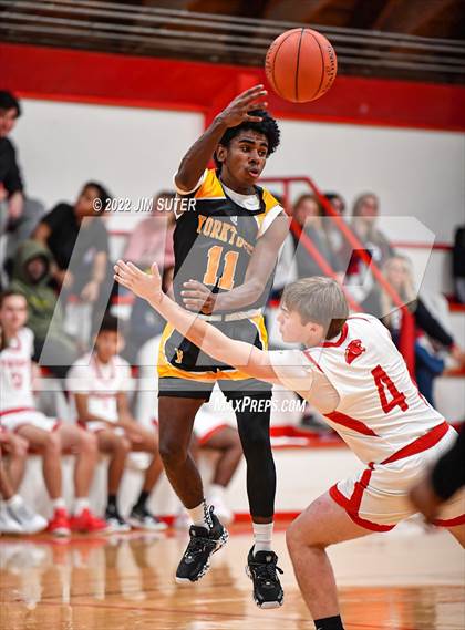 Thumbnail 1 in Burton vs Yorktown photogallery.