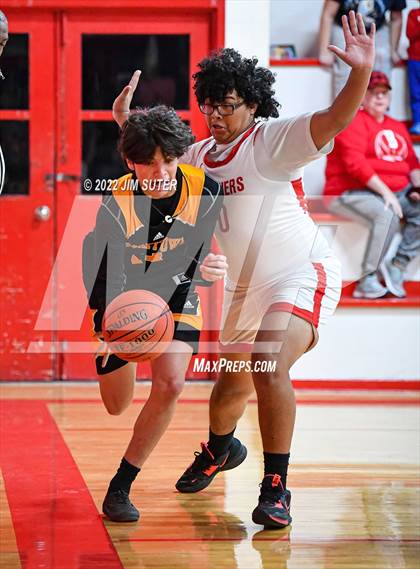 Thumbnail 2 in Burton vs Yorktown photogallery.