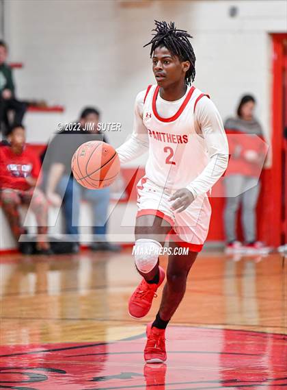 Thumbnail 2 in Burton vs Yorktown photogallery.
