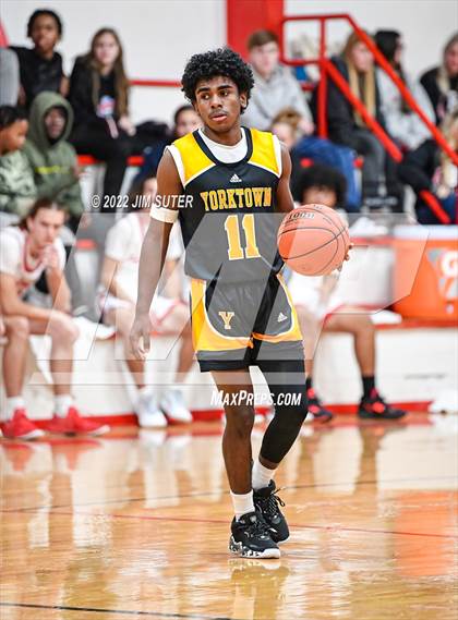 Thumbnail 3 in Burton vs Yorktown photogallery.
