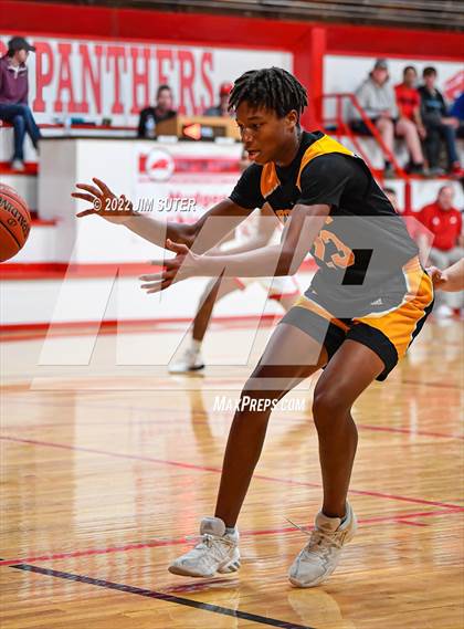 Thumbnail 2 in Burton vs Yorktown photogallery.