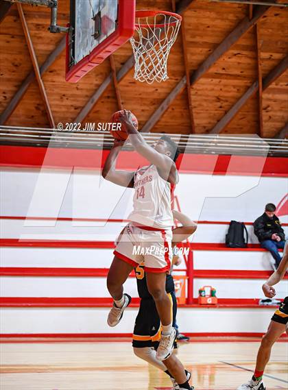 Thumbnail 2 in Burton vs Yorktown photogallery.