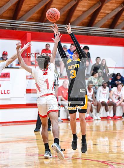 Thumbnail 1 in Burton vs Yorktown photogallery.