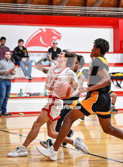 Thumbnail 2 in Burton vs Yorktown photogallery.