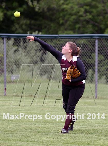Thumbnail 3 in East Lyme vs Wheeler  (ECC Quarterfinal) photogallery.