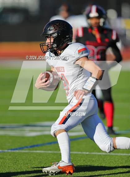 Thumbnail 1 in Marlboro Central vs. Port Jervis (NYSPHSAA Section 9 Class B Final) photogallery.