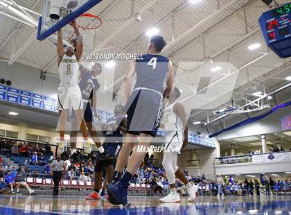 Thumbnail 1 in Holy Spirit Prep vs. Hamilton Heights Christian Academy photogallery.