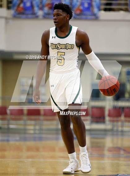 Thumbnail 2 in Holy Spirit Prep vs. Hamilton Heights Christian Academy photogallery.