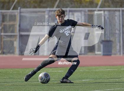 Thumbnail 3 in Redondo Union vs Palos Verdes (South High Holiday Tournament) photogallery.