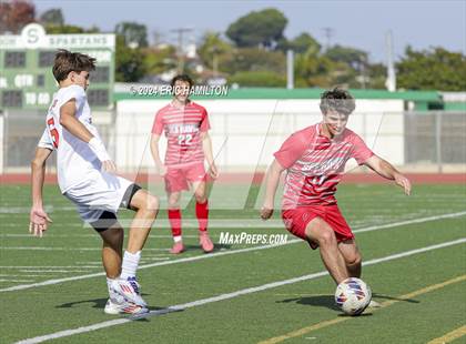 Thumbnail 1 in Redondo Union vs Palos Verdes (South High Holiday Tournament) photogallery.