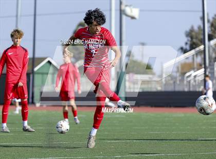 Thumbnail 3 in Redondo Union vs Palos Verdes (South High Holiday Tournament) photogallery.