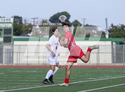 Thumbnail 3 in Redondo Union vs Palos Verdes (South High Holiday Tournament) photogallery.