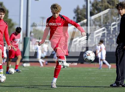 Thumbnail 1 in Redondo Union vs Palos Verdes (South High Holiday Tournament) photogallery.