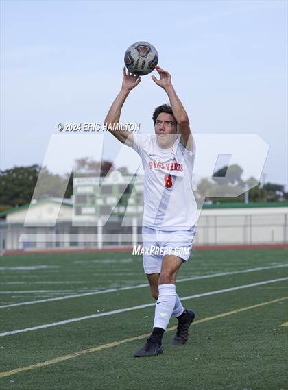 Thumbnail 1 in Redondo Union vs Palos Verdes (South High Holiday Tournament) photogallery.