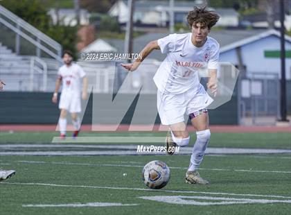 Thumbnail 2 in Redondo Union vs Palos Verdes (South High Holiday Tournament) photogallery.