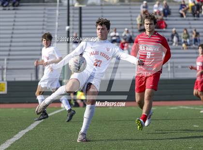 Thumbnail 1 in Redondo Union vs Palos Verdes (South High Holiday Tournament) photogallery.