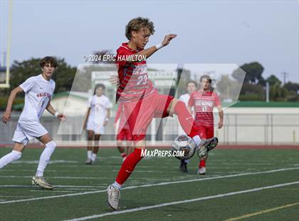 Thumbnail 1 in Redondo Union vs Palos Verdes (South High Holiday Tournament) photogallery.
