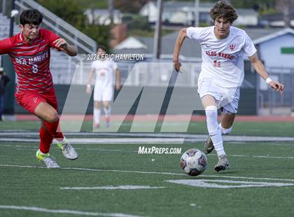 Thumbnail 3 in Redondo Union vs Palos Verdes (South High Holiday Tournament) photogallery.