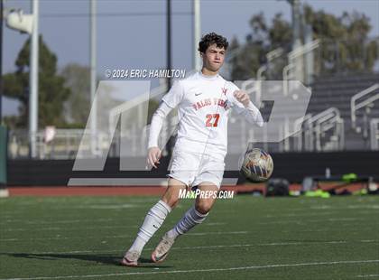 Thumbnail 2 in Redondo Union vs Palos Verdes (South High Holiday Tournament) photogallery.