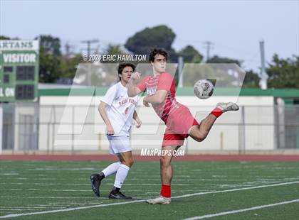 Thumbnail 1 in Redondo Union vs Palos Verdes (South High Holiday Tournament) photogallery.