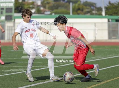 Thumbnail 3 in Redondo Union vs Palos Verdes (South High Holiday Tournament) photogallery.