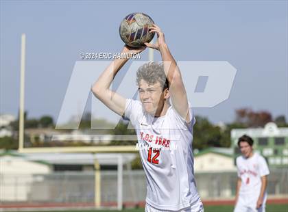 Thumbnail 2 in Redondo Union vs Palos Verdes (South High Holiday Tournament) photogallery.