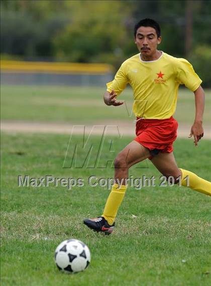 Thumbnail 1 in Vacaville Christian @ Encina Prep photogallery.
