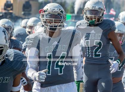 Thumbnail 3 in Saguaro vs. Helix (Honor Bowl) photogallery.