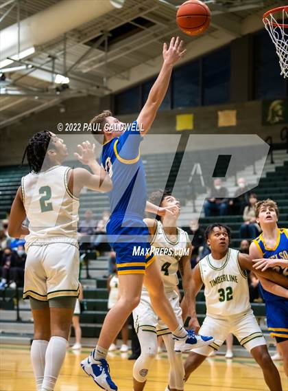 Thumbnail 3 in Kelso @ Timberline (WIAA 3A District semi-final) photogallery.