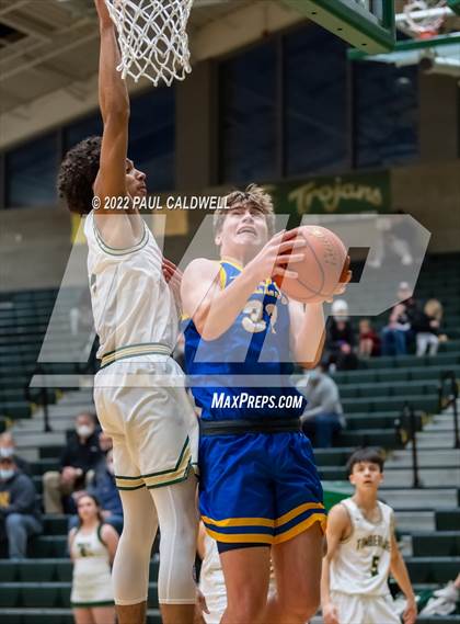 Thumbnail 2 in Kelso @ Timberline (WIAA 3A District semi-final) photogallery.