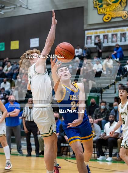 Thumbnail 2 in Kelso @ Timberline (WIAA 3A District semi-final) photogallery.