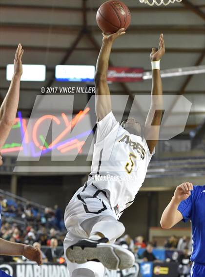 Thumbnail 2 in Lincoln vs. Seattle Prep (WIAA 3A Quarterfinal) photogallery.