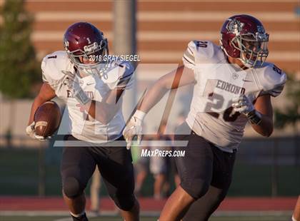 Thumbnail 2 in Edmond Memorial @ Deer Creek photogallery.